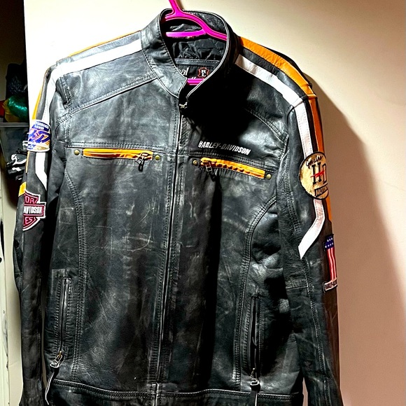 Woman’s Harley Davidson leather jacket - Picture 1 of 5